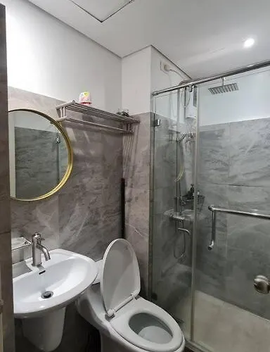 Affordable In Makati W/ Wi-fi, Netflix, Pool Apartment