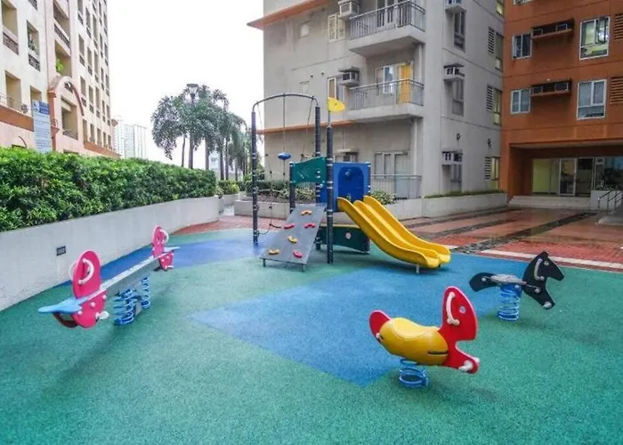 Affordable In Makati W/ Wi-fi, Netflix, Pool * Manila
